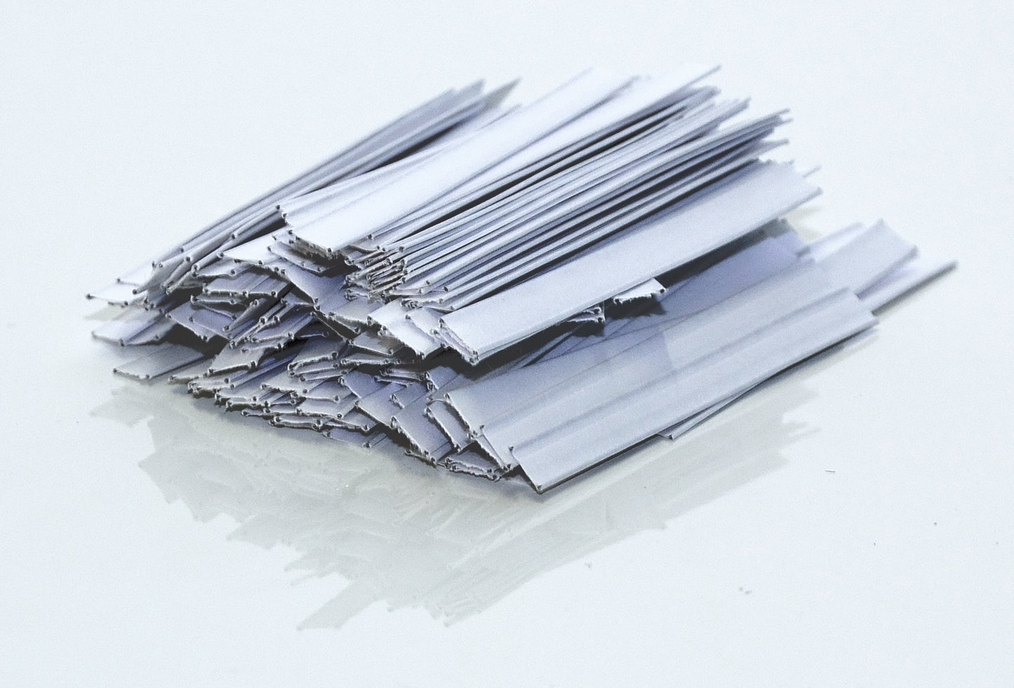 Papierclipbandverschluss weiß